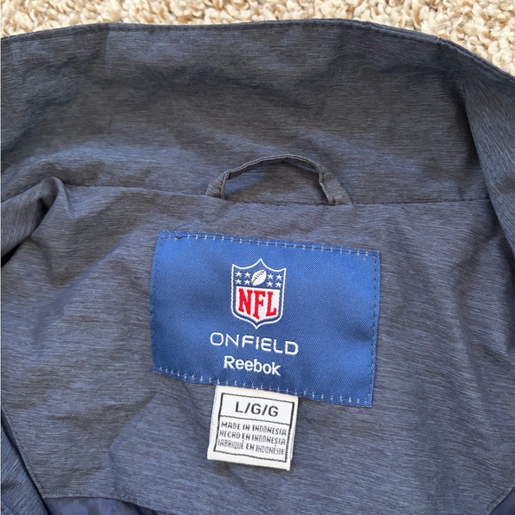 Denver Broncos NFL On the Field Reebok Wind Breaker Size Large - Picture 6 of 11